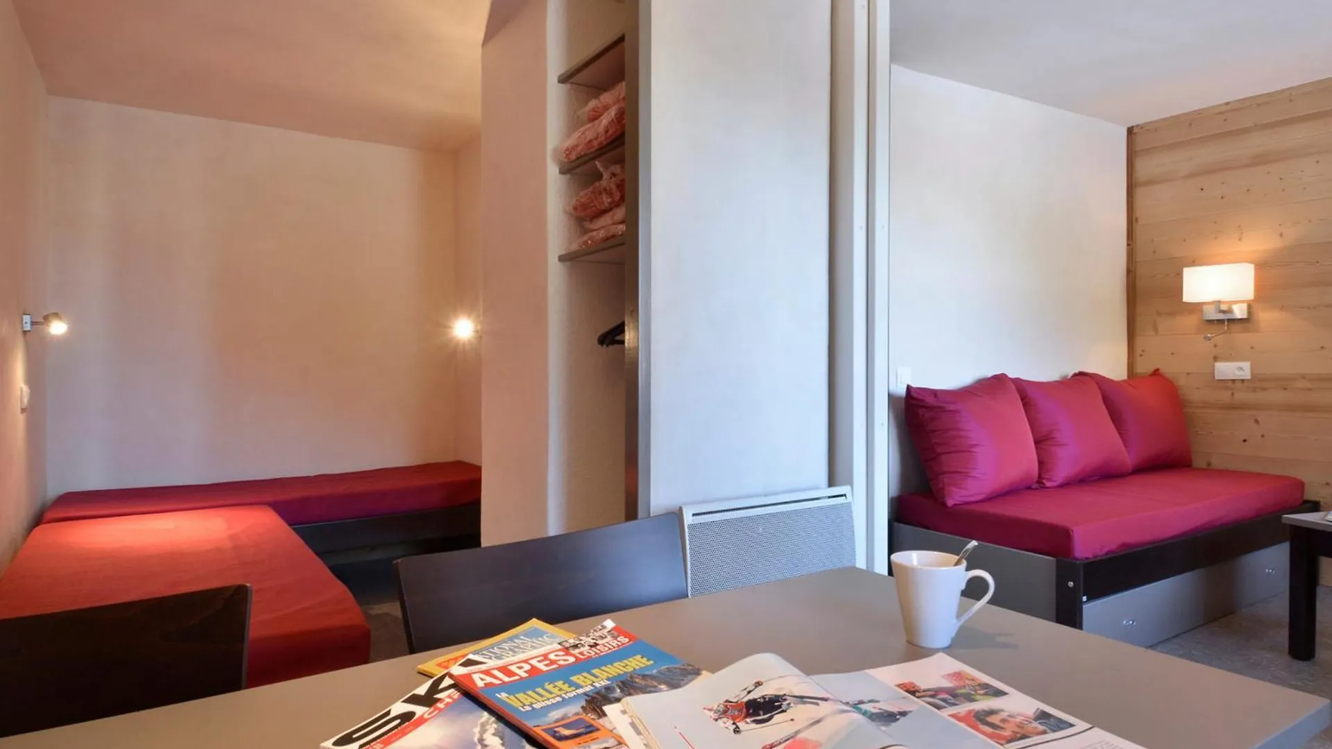 Studio Divisible Renove Au Pied Des Pistes Avec Balcon Et Animaux Admis - Fr-1-181-1996 La Plagne-Tarentaise
